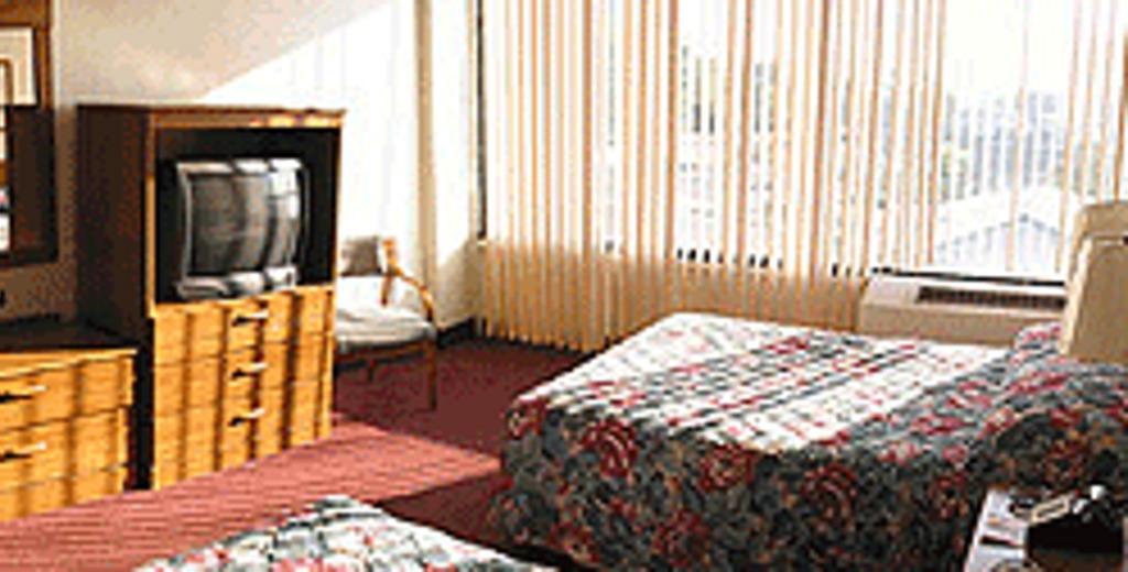 Hotel Philly &